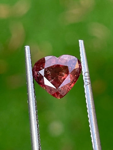 Ruby 1.78 ct – Heart Cut – No Heat – Certified Natural Ruby