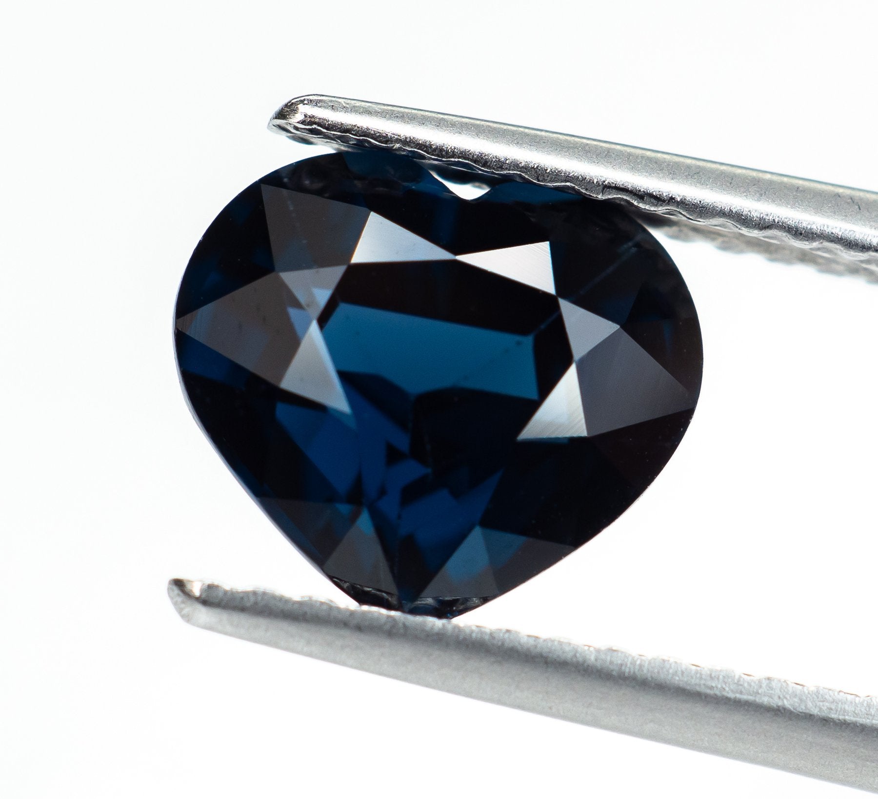 Spinel 2.24 ct – Heart Cut – Deep Blue – ALGT Certified